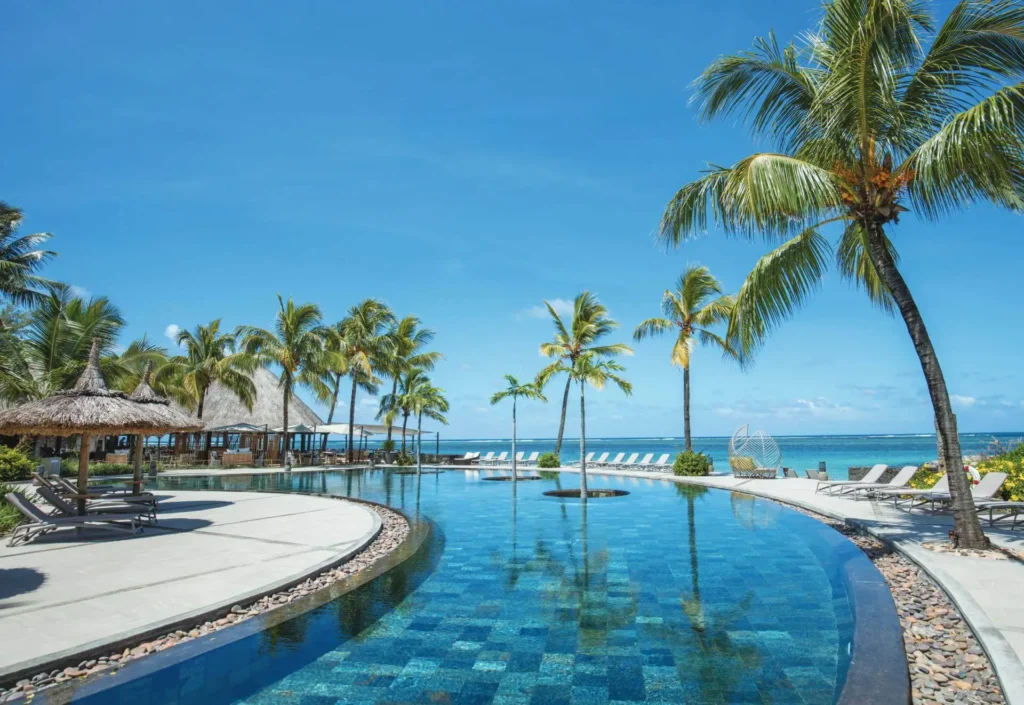74fa8b83-Seaview_from_pool_of_Heritage_Awali