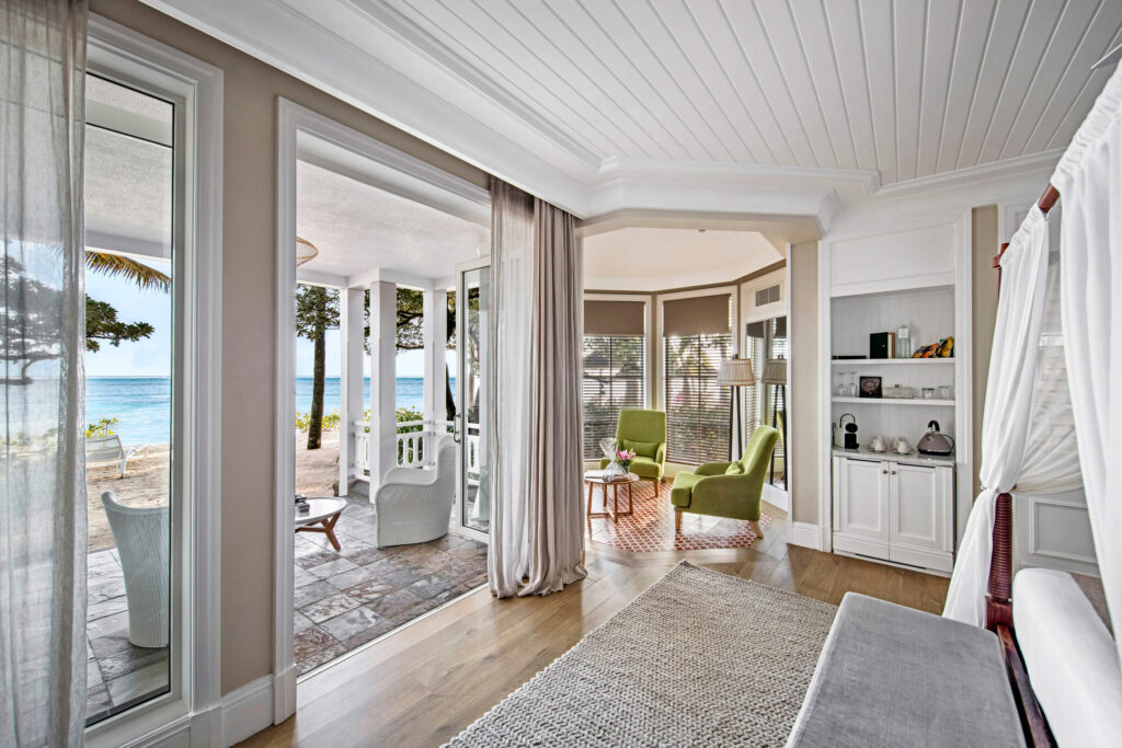 HLT_ACCOMODATION-JUNIOR-SUITE-SEA-VIEW-3