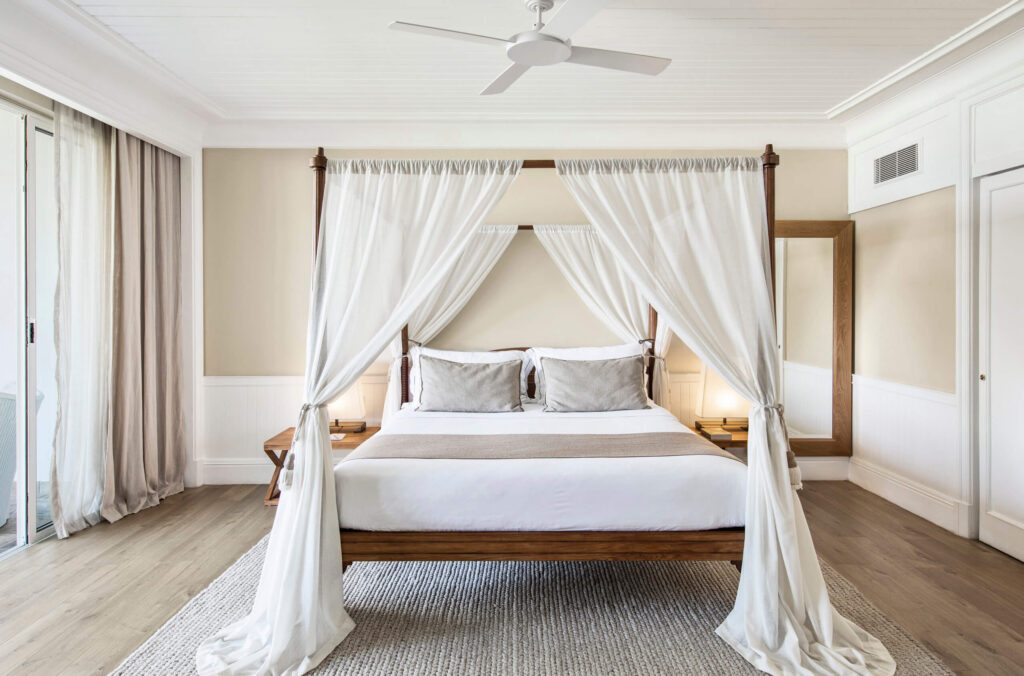 HLT_ACCOMODATION-SENIOR-SUITE-SEA-VIEW-2