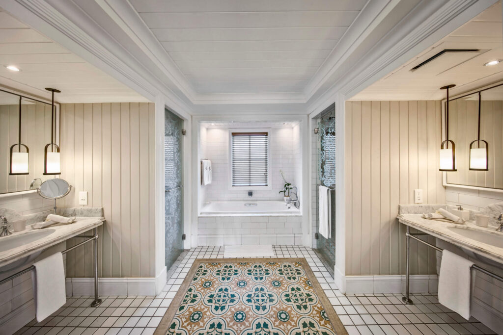HLT_ACCOMODATION-SENIOR-SUITE-SEA-VIEW-5