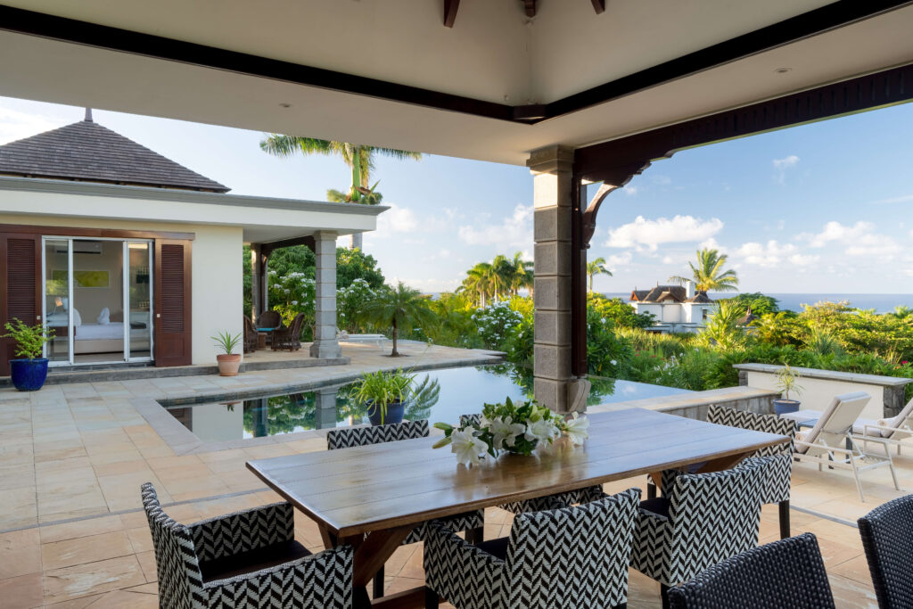 HTV_4BEBROOM VILLA_POOLVIEW_7