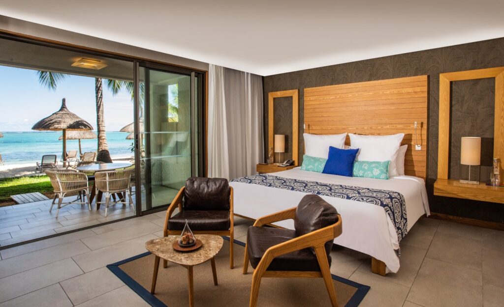 Paradis-Suite-Beachfront-3