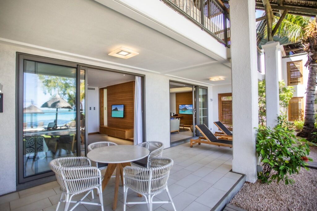 Paradis-Suite-Beachfront-9