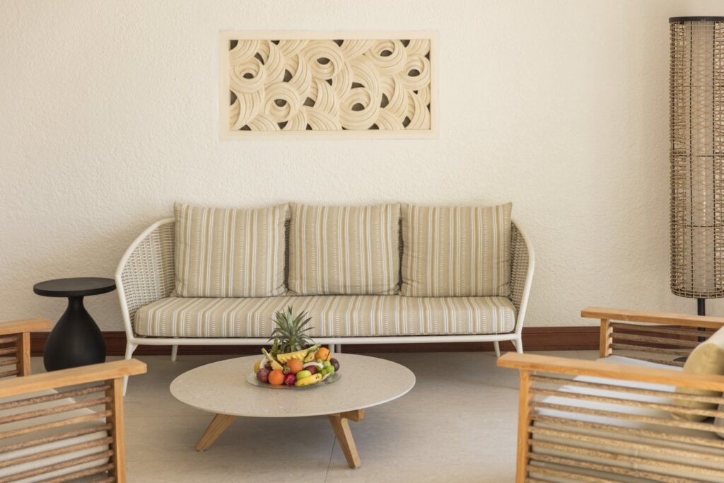 Senior-Suite-Beachfront-1