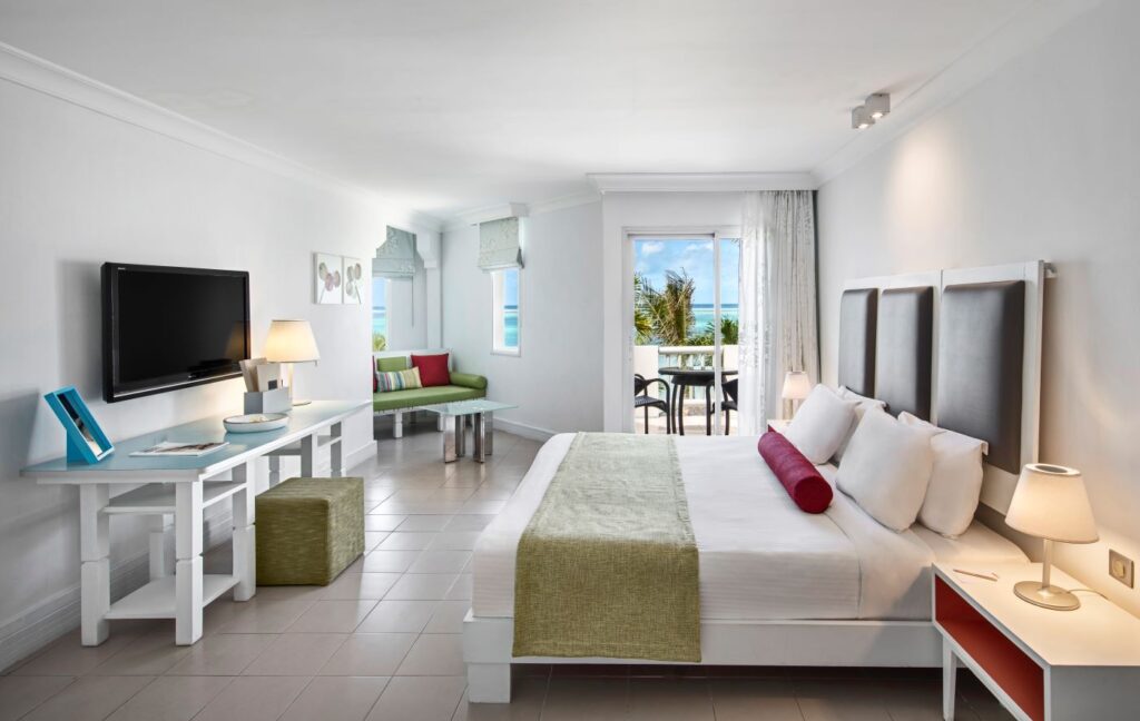 deluxesuite1