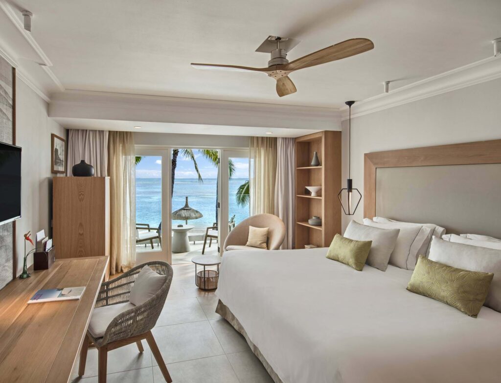 sb-deluxe-beach-front-room-3