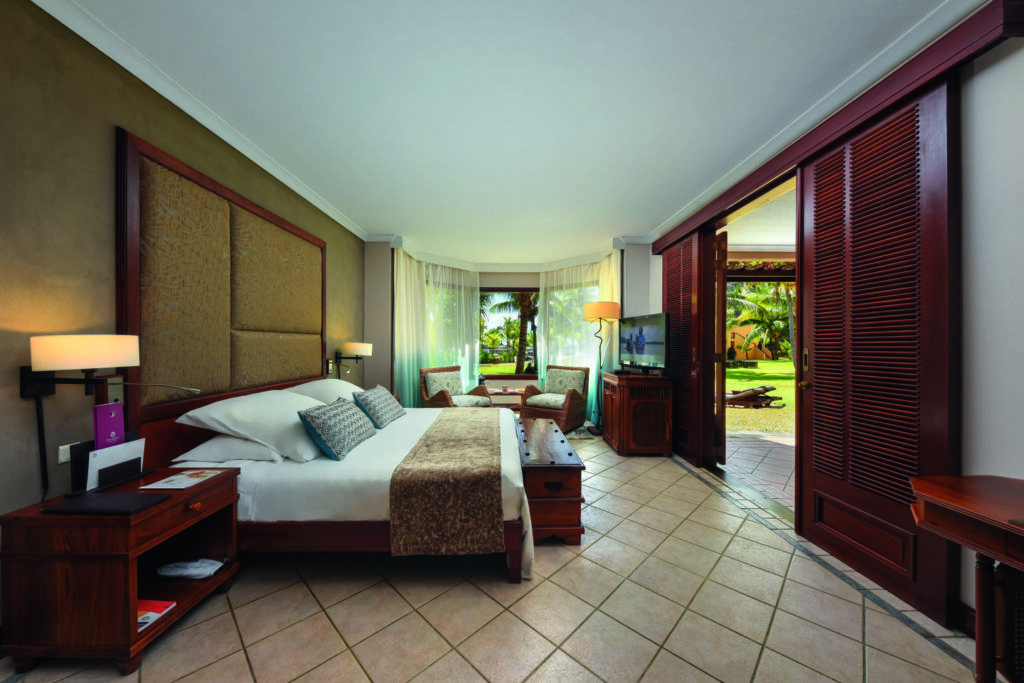 zen-suite-beachfront-2